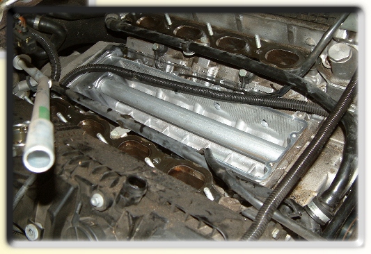 BMW V8 E60, E63, E65, E66 Water Tube